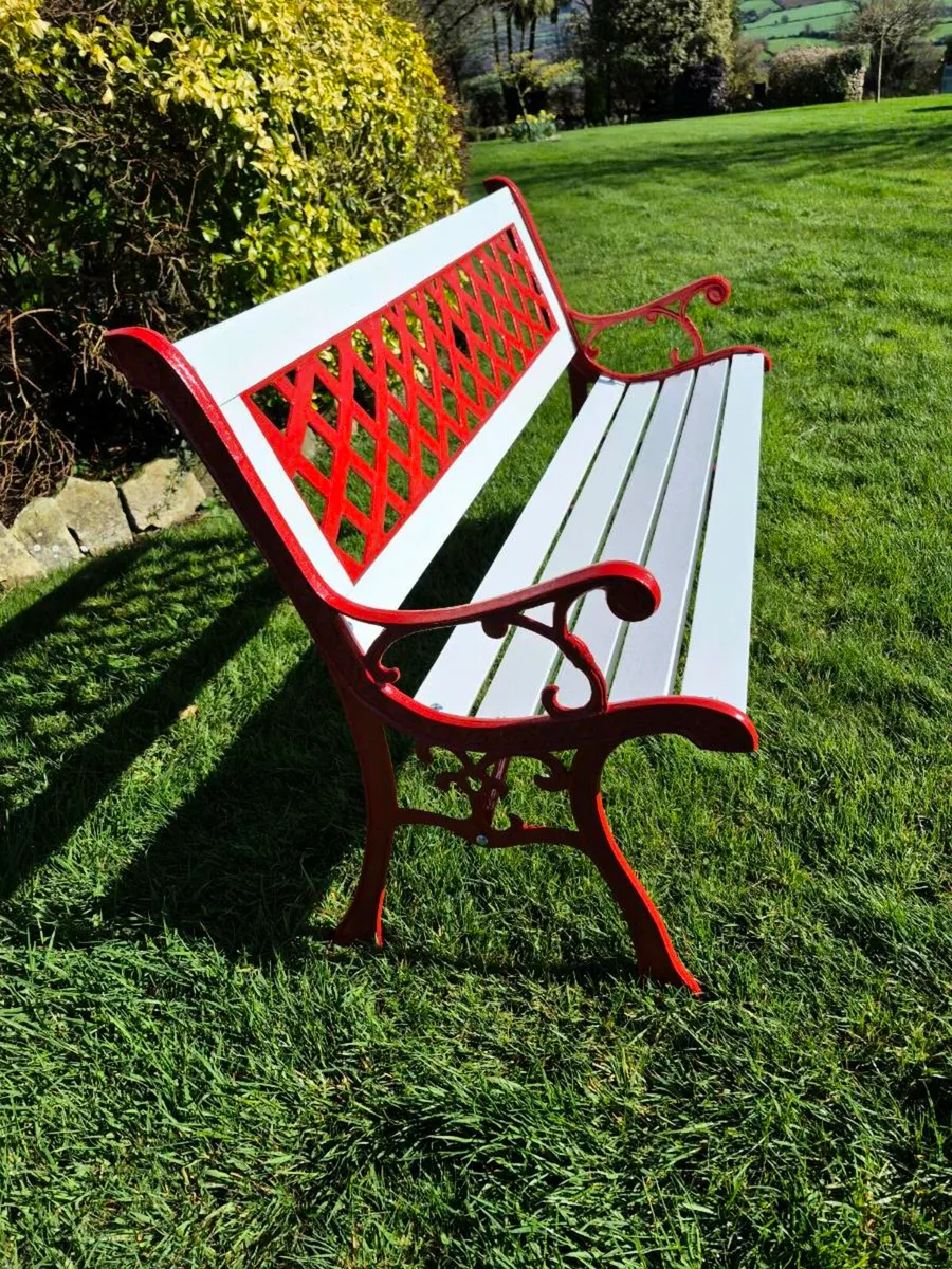 Cast iron Garden bench - Image 2