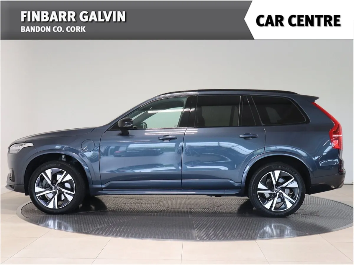 Volvo XC90 R -DESIGN T8 AWD - Image 3