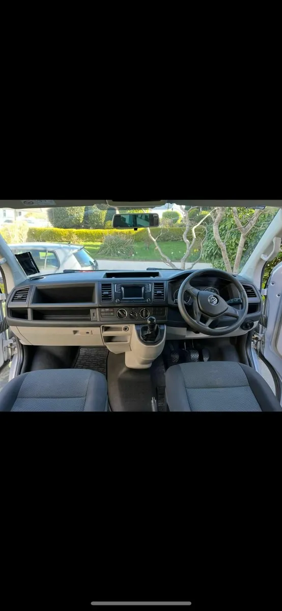 Volkswagen T6 Seven Seater Camper van with Poptop - Image 4