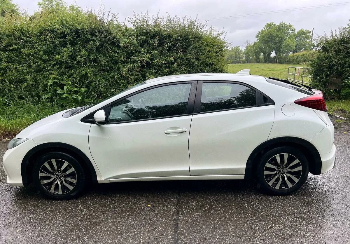 Honda Civic 2014 1.6 Diesel Sport new nct 4/26 tax - Image 2