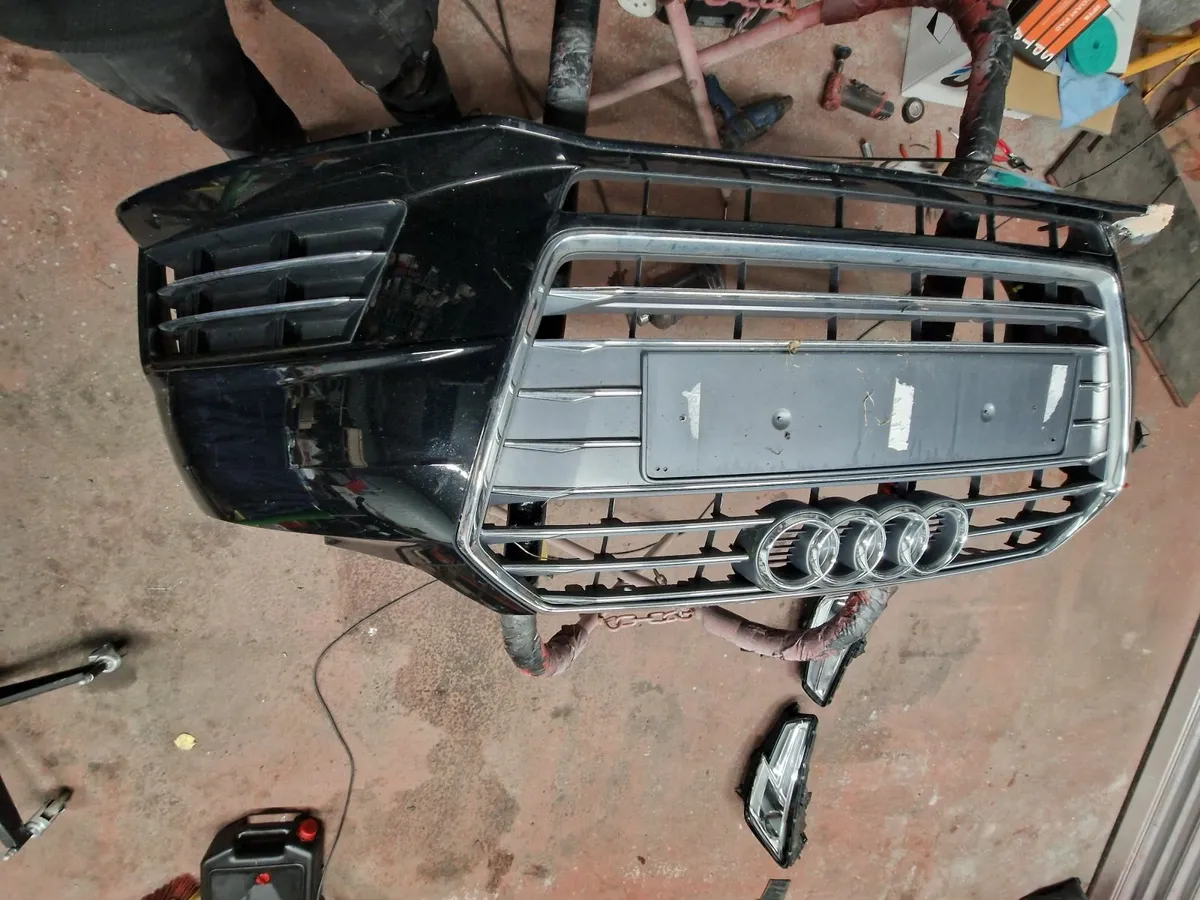 Audi A4 B9, Bumper,  Bonnet Hinge (R), Headlights - Image 2