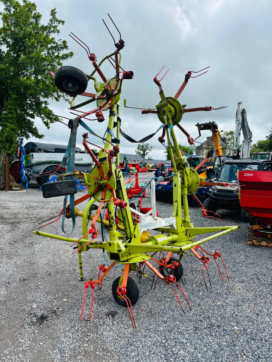 Claas 6 rotar Tedder - Image 2