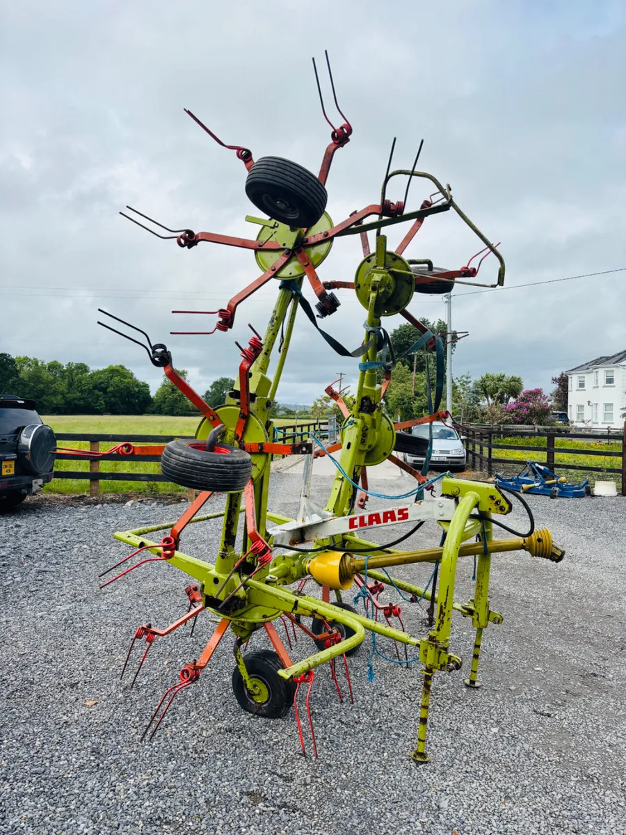 Claas 6 rotar Tedder - Image 4
