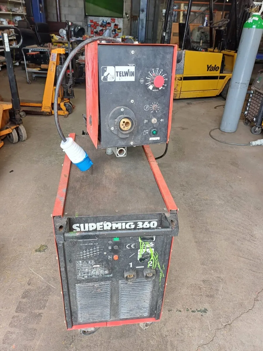Single phase mig welder 360amp - Image 1