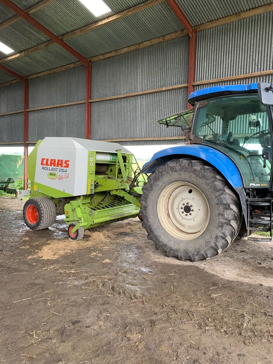 Claas 254 Round Baler - Image 1