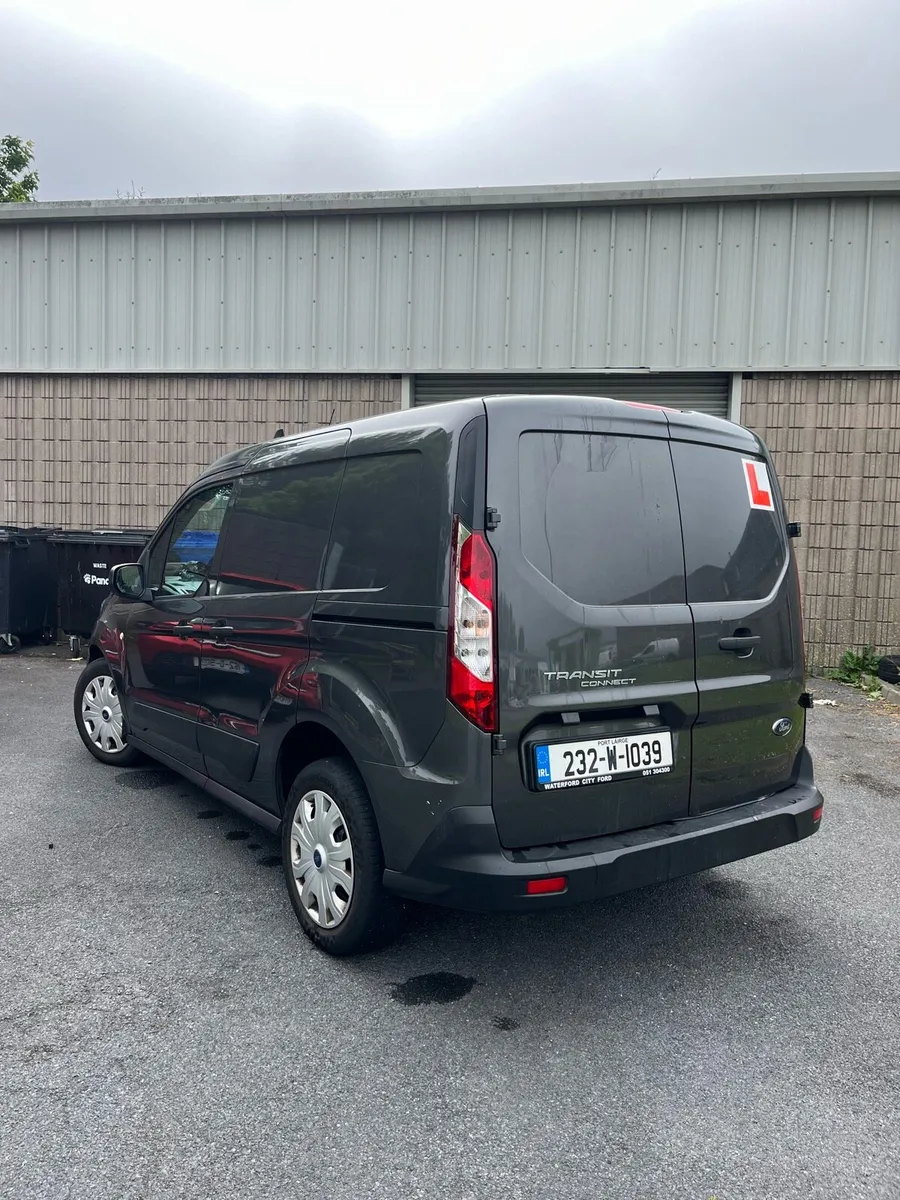 FORD TRANSIT CONNECT - Image 3