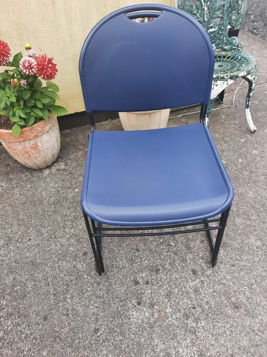 Pair of chairs - Image 2
