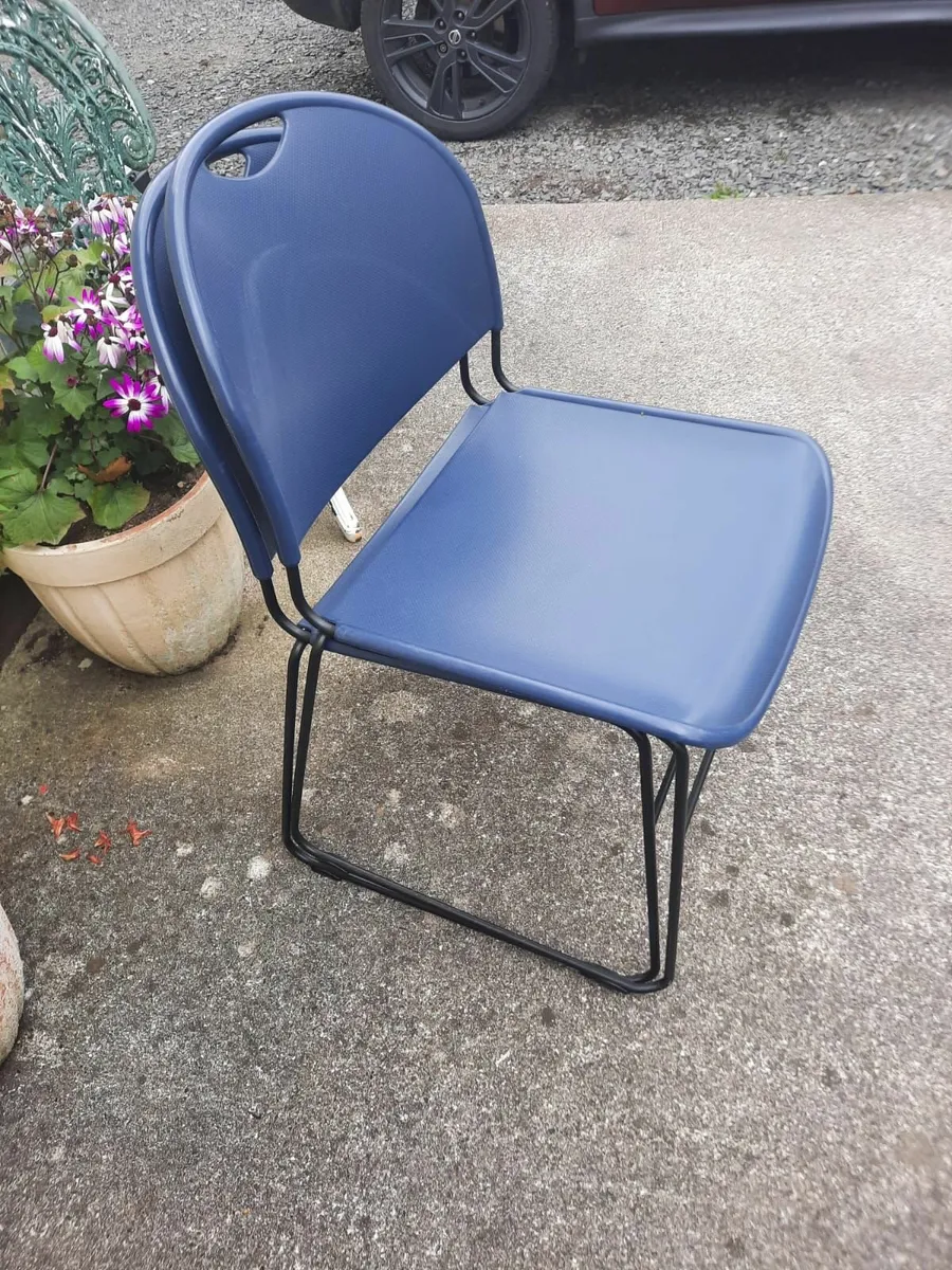 Pair of chairs - Image 3