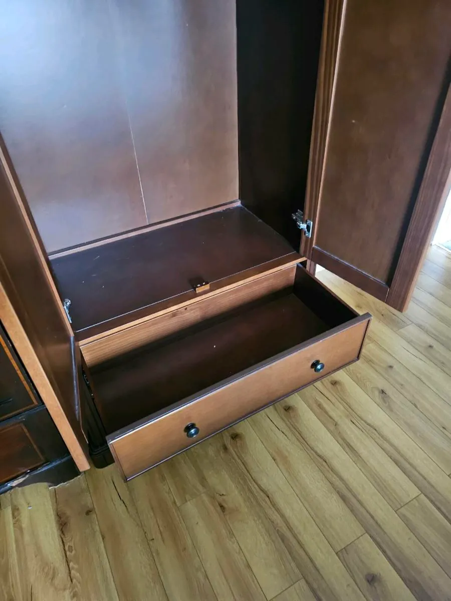 Children Wardrobe - Image 3