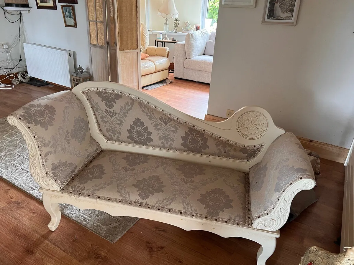 French style Lounge - Image 2