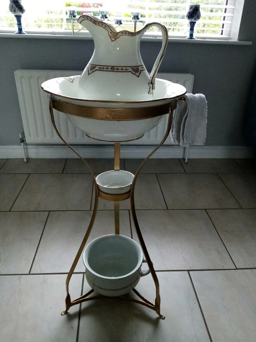 Washstand - Image 4