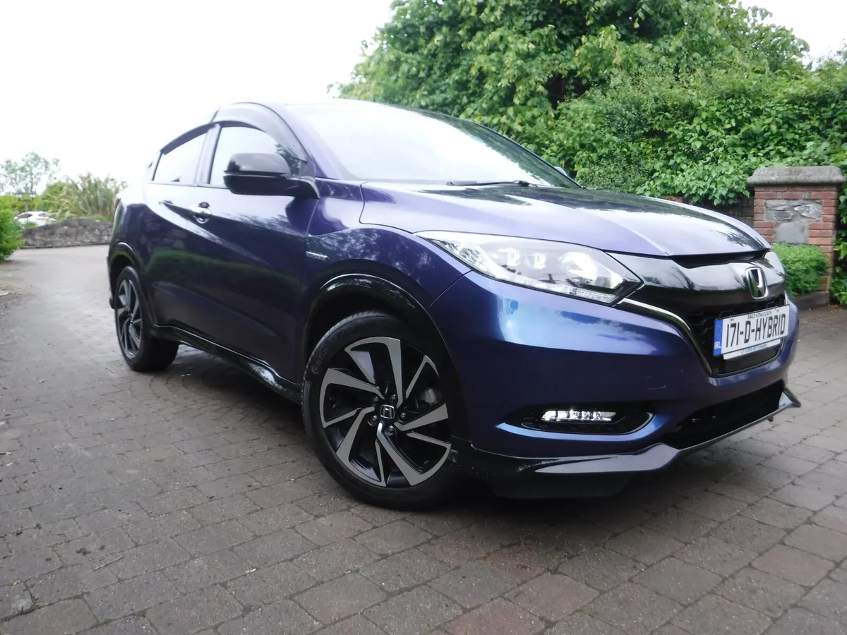 HONDA VEZEL 1.5 AUTO HYBRID RS LTD ANDROID+CARPLAY - Image 1
