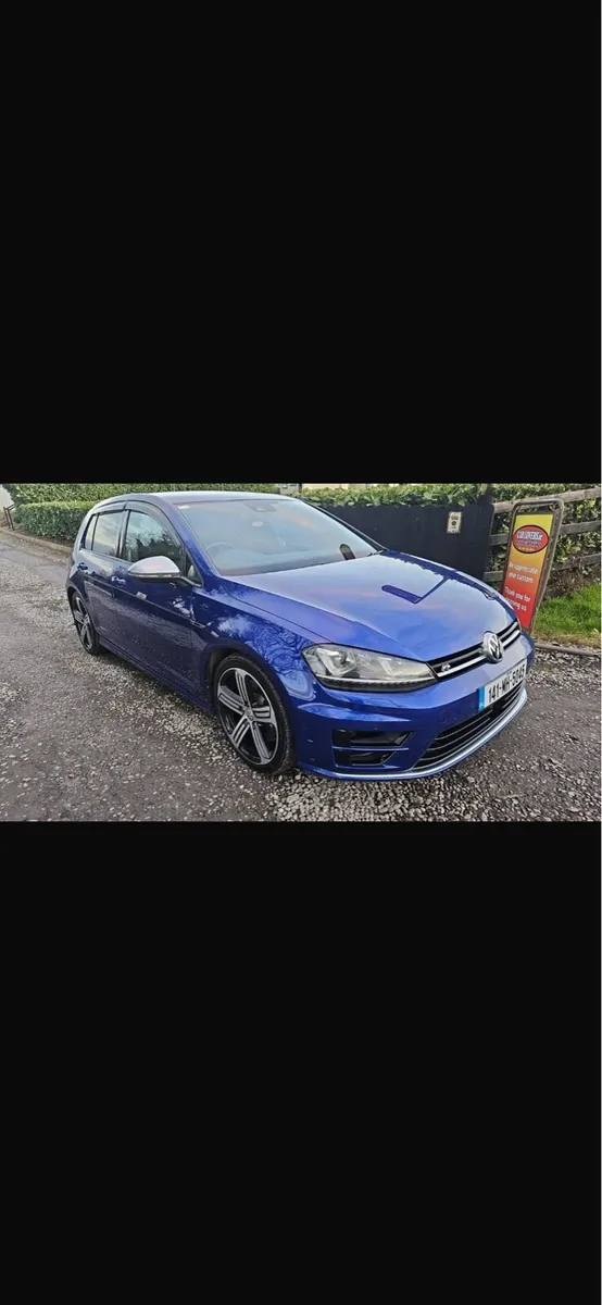 Volkswagen Golf R - Image 2
