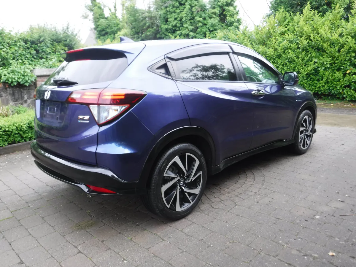 HONDA VEZEL 1.5 AUTO HYBRID RS LTD ANDROID+CARPLAY - Image 3