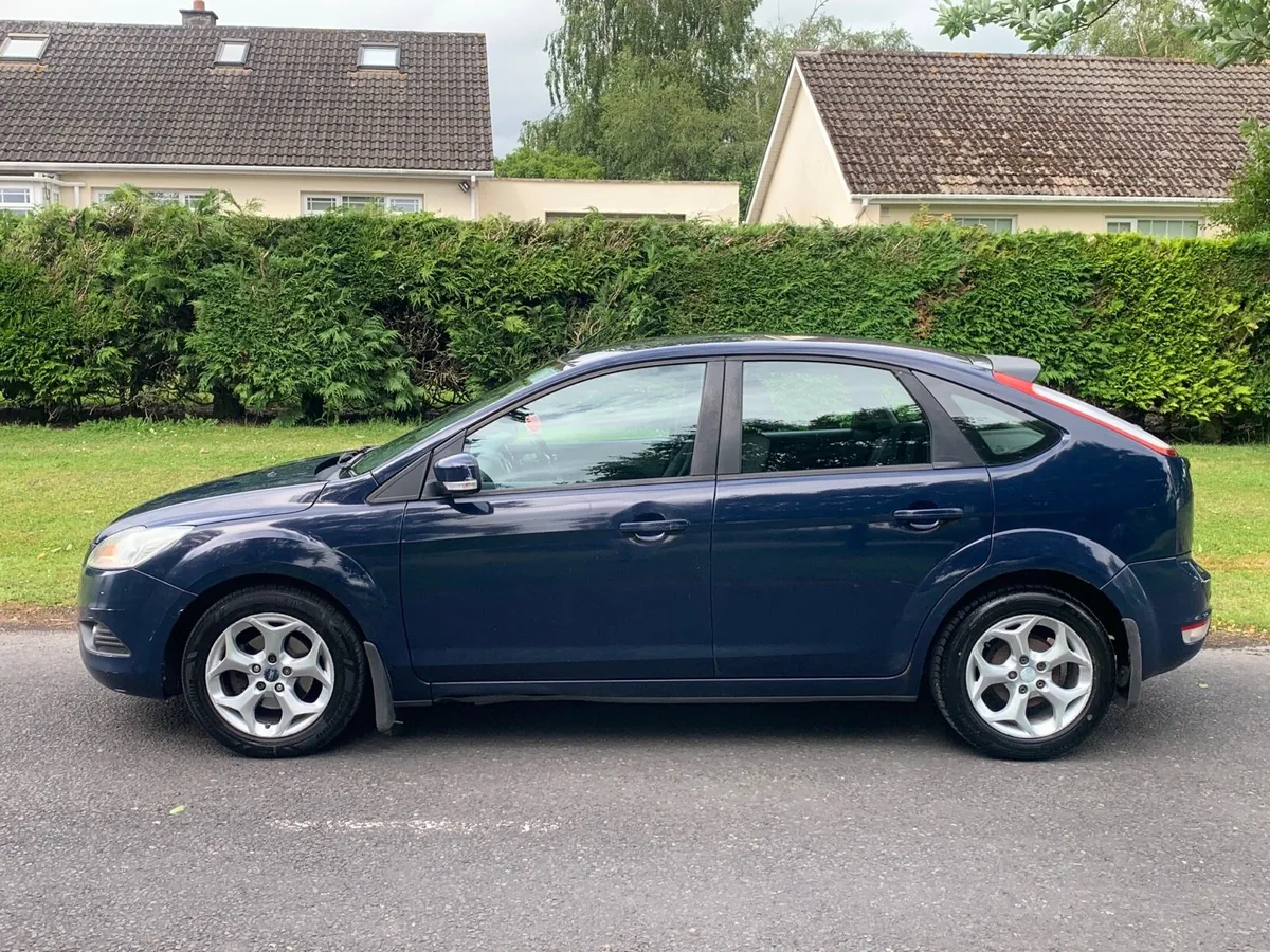 Ford Focus - Image 2