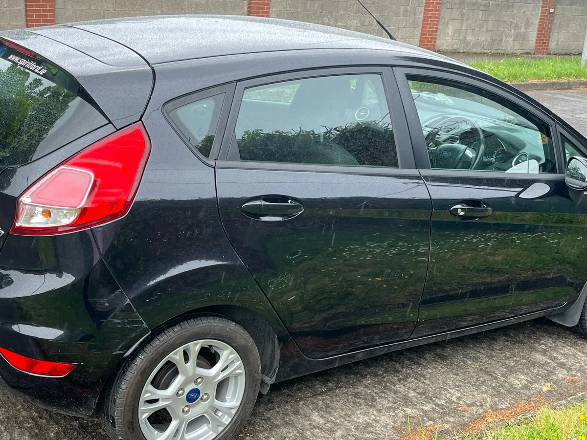 2013 Ford Fiesta 5 Door Zetec 1.25 NCT 6/26 - Image 4