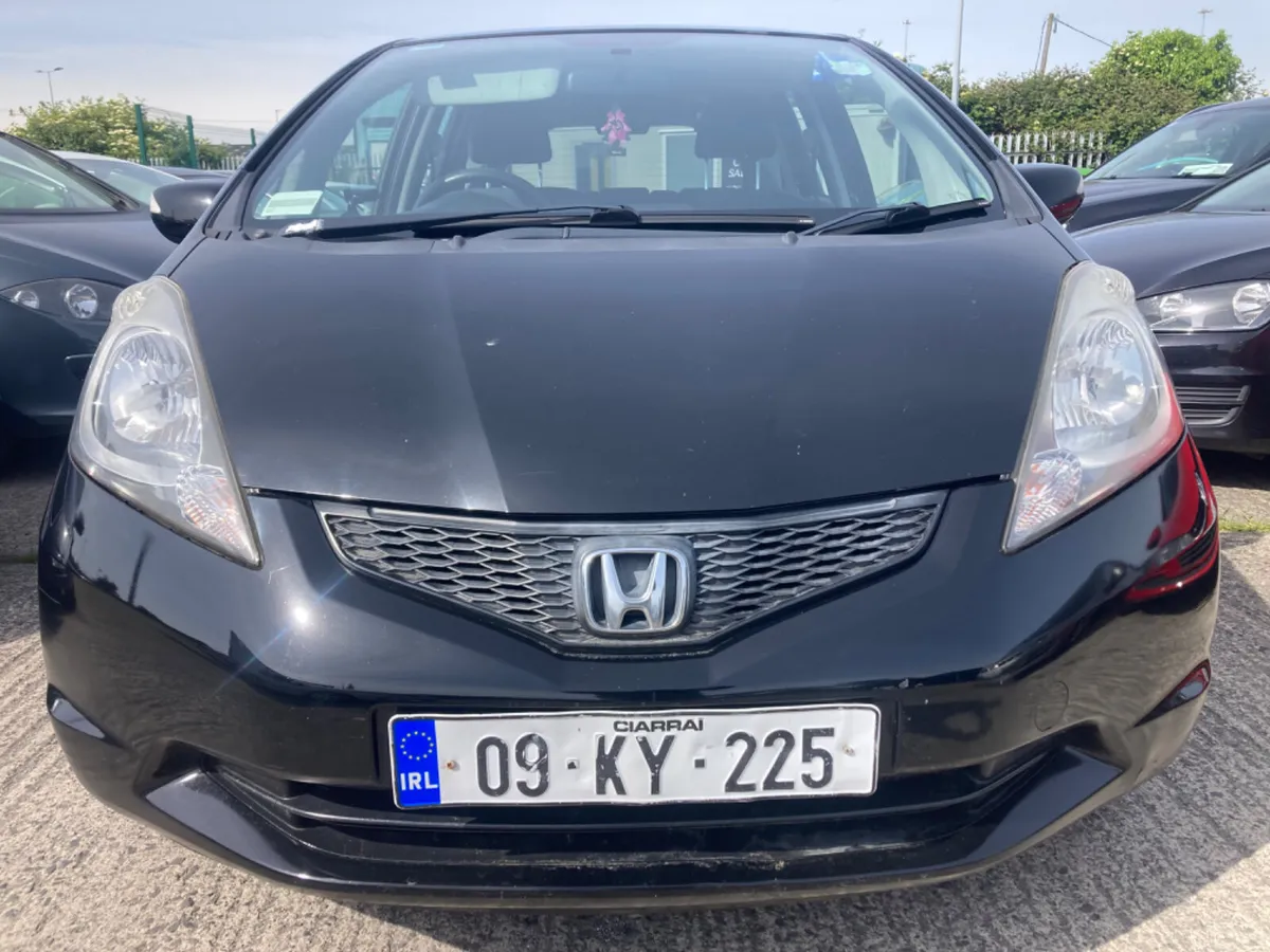 NEW NCT 05/26-VERY LOW KMS - Image 2