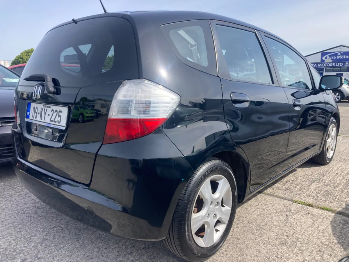 NEW NCT 05/26-VERY LOW KMS - Image 4