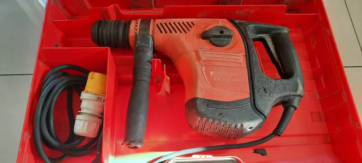 Hilti TE 40-AVR Sds+ 3 Mode 110v - Image 2