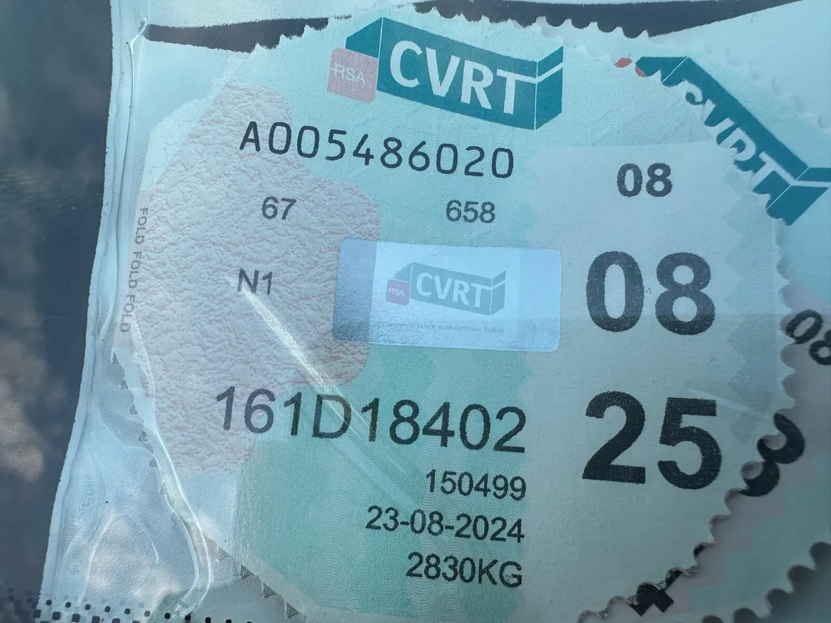 Car - Image 4