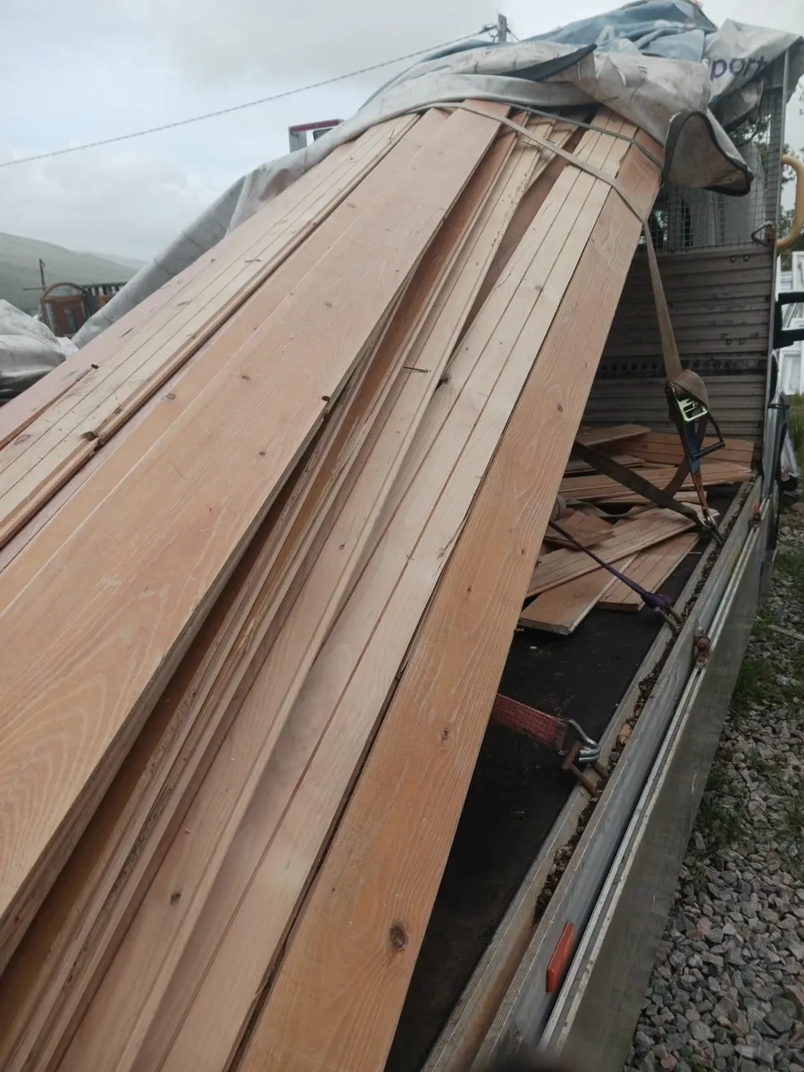 Pine flooring - Image 2