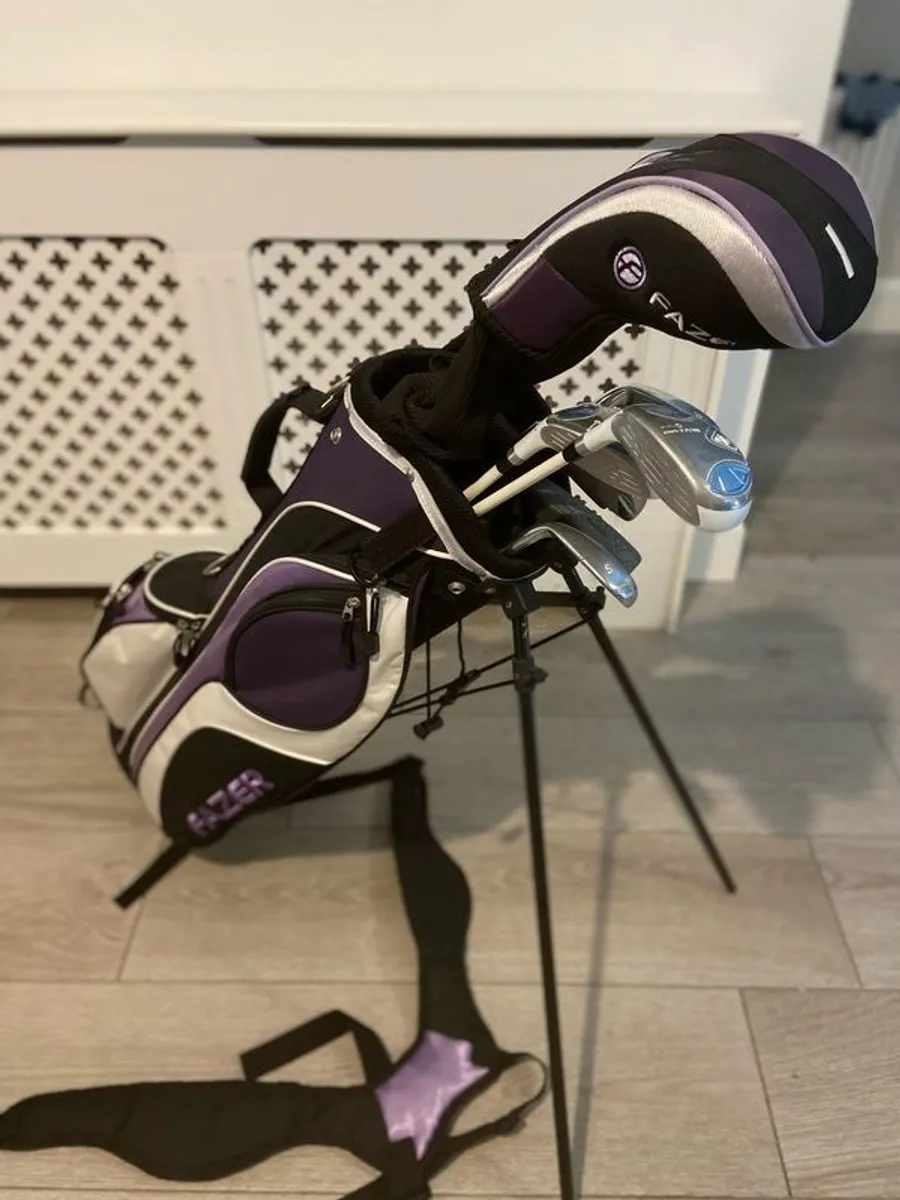 Women's Golf Set - Image 1