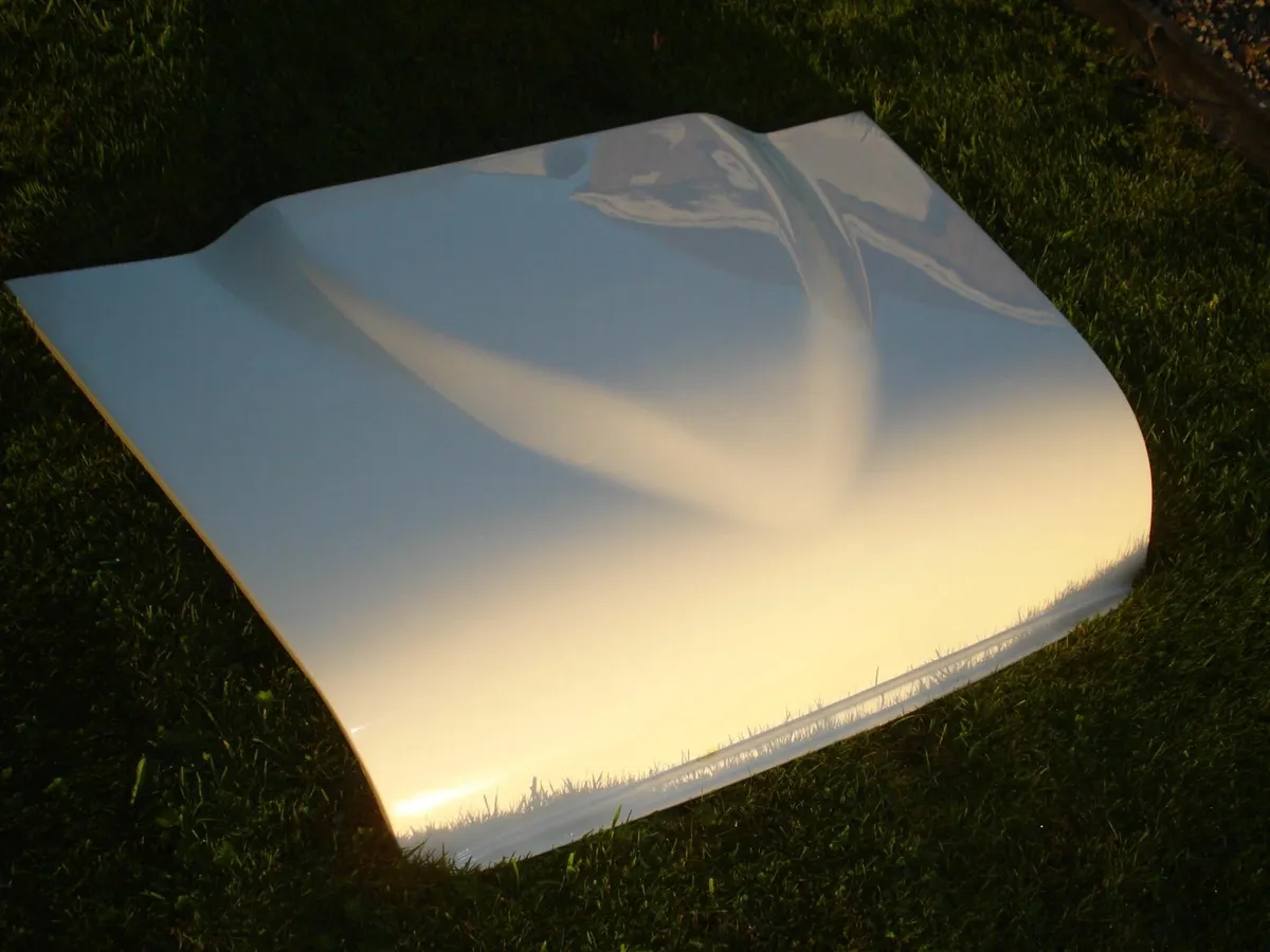 CLASSIC MINI 1959-2000 FIBREGLASS BULGE BONNET. - Image 1