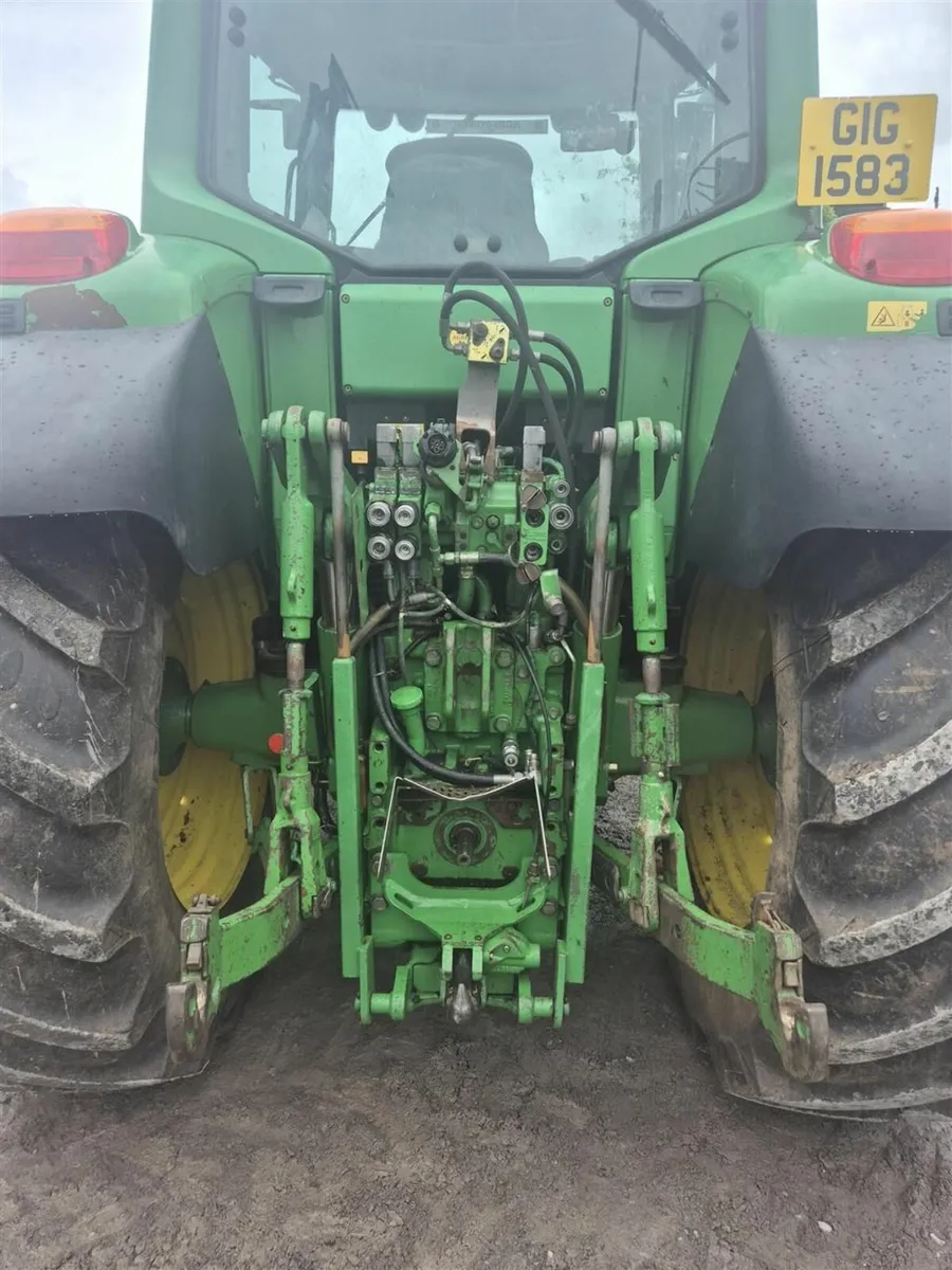 John Deere 6930 - Image 2