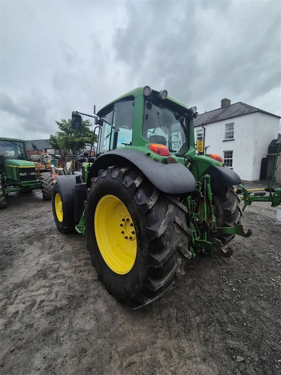 John Deere 6930 - Image 3