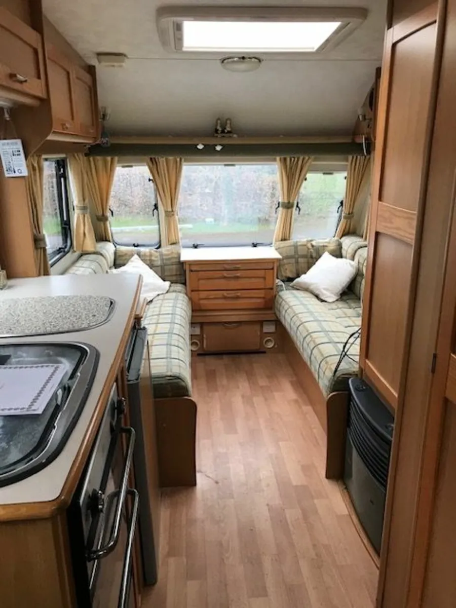 Compass Corona Caravan for sale - Image 1