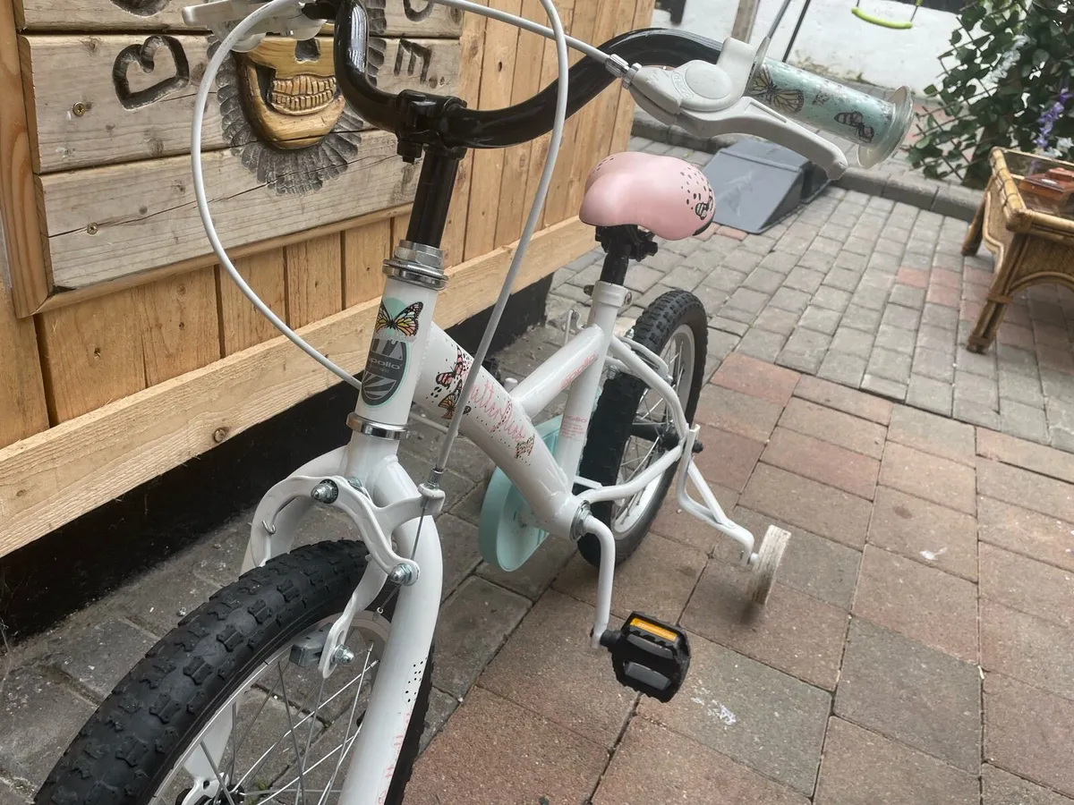 Girls 16” bicycle. - Image 4