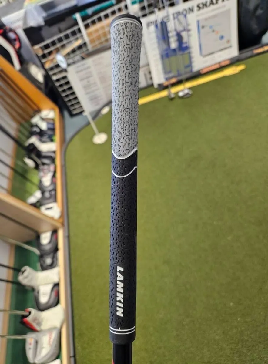 As New Titleist GT2 3 Wood - Image 3