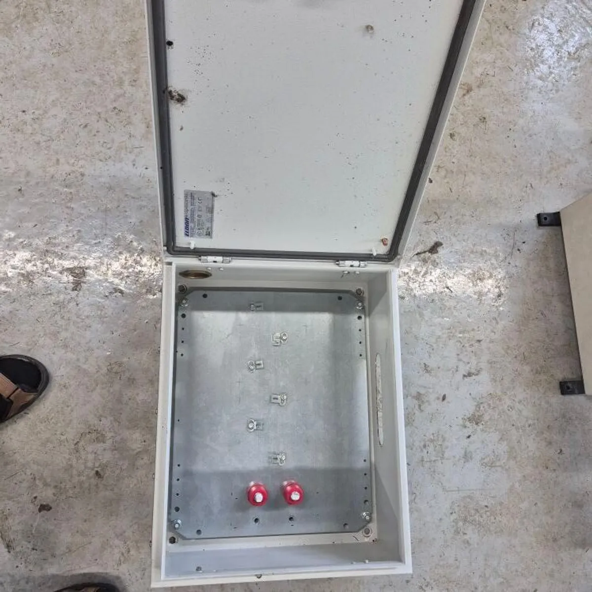 electrical Equipment - Image 3