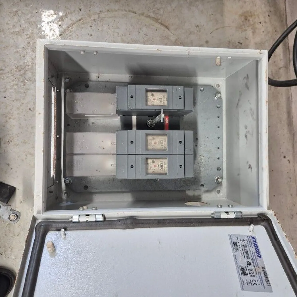 electrical Equipment - Image 4