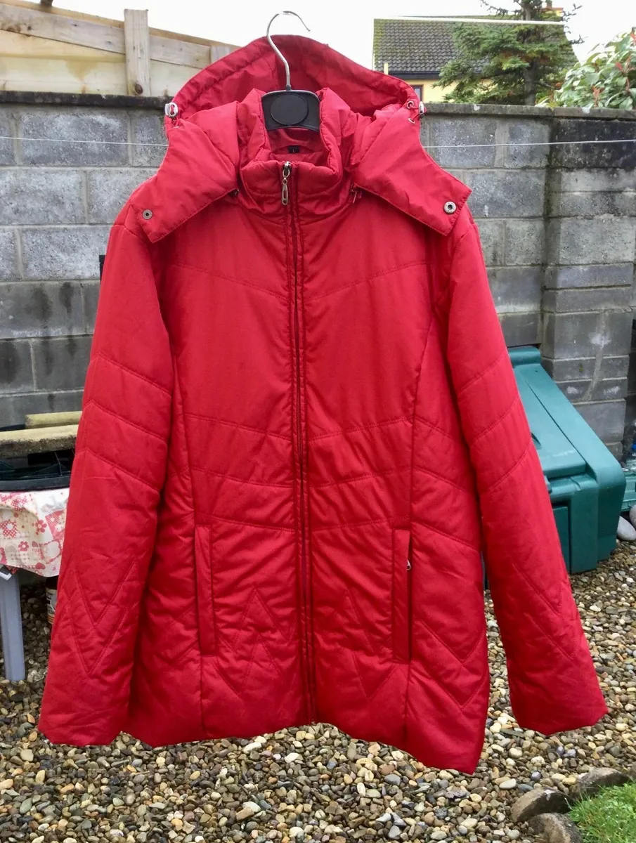 New Ladies Jacket from TWIST Brand, Size Large - Image 1