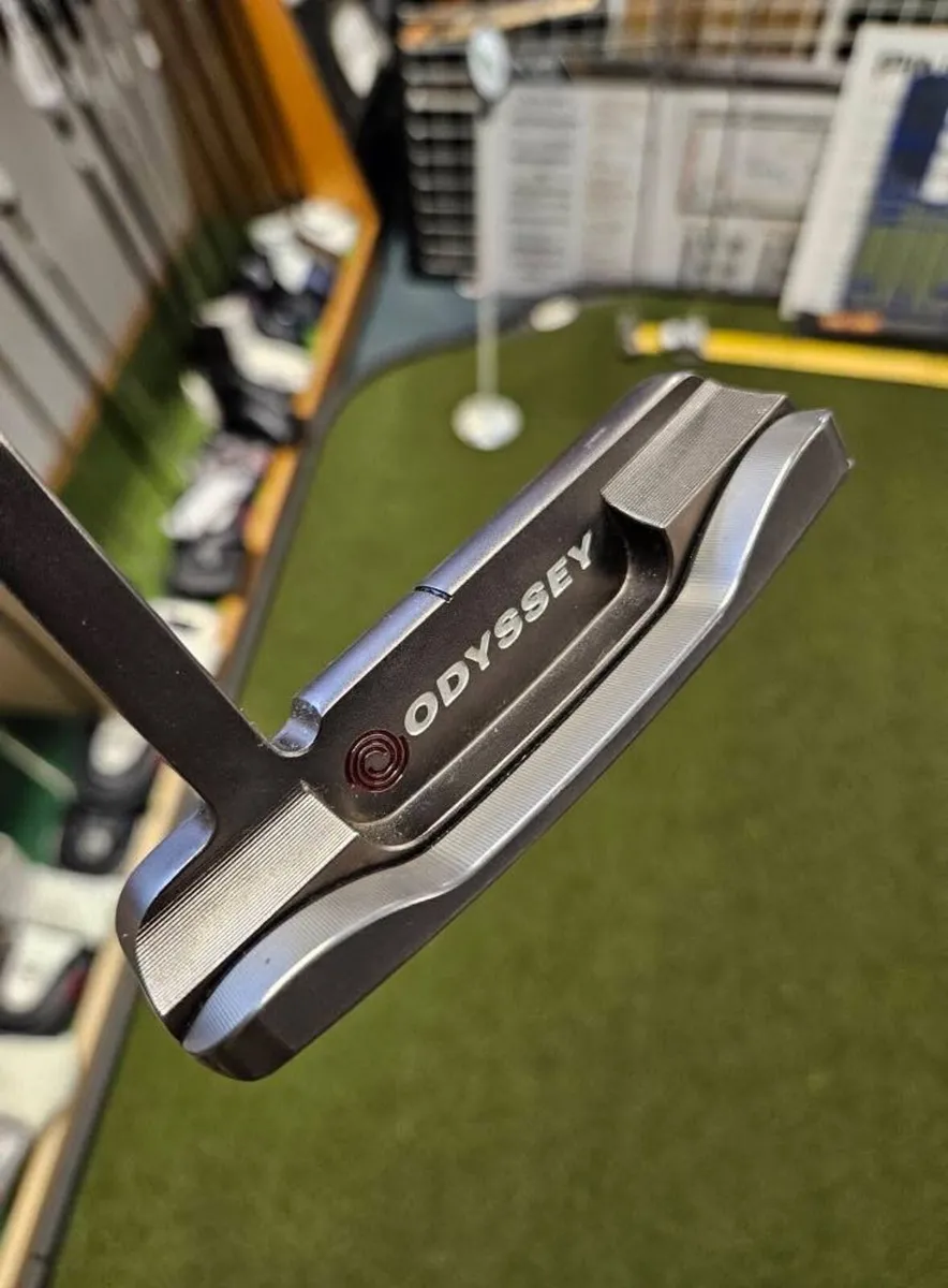Odyssey Tri Hot 3 Milled Putter - Image 3