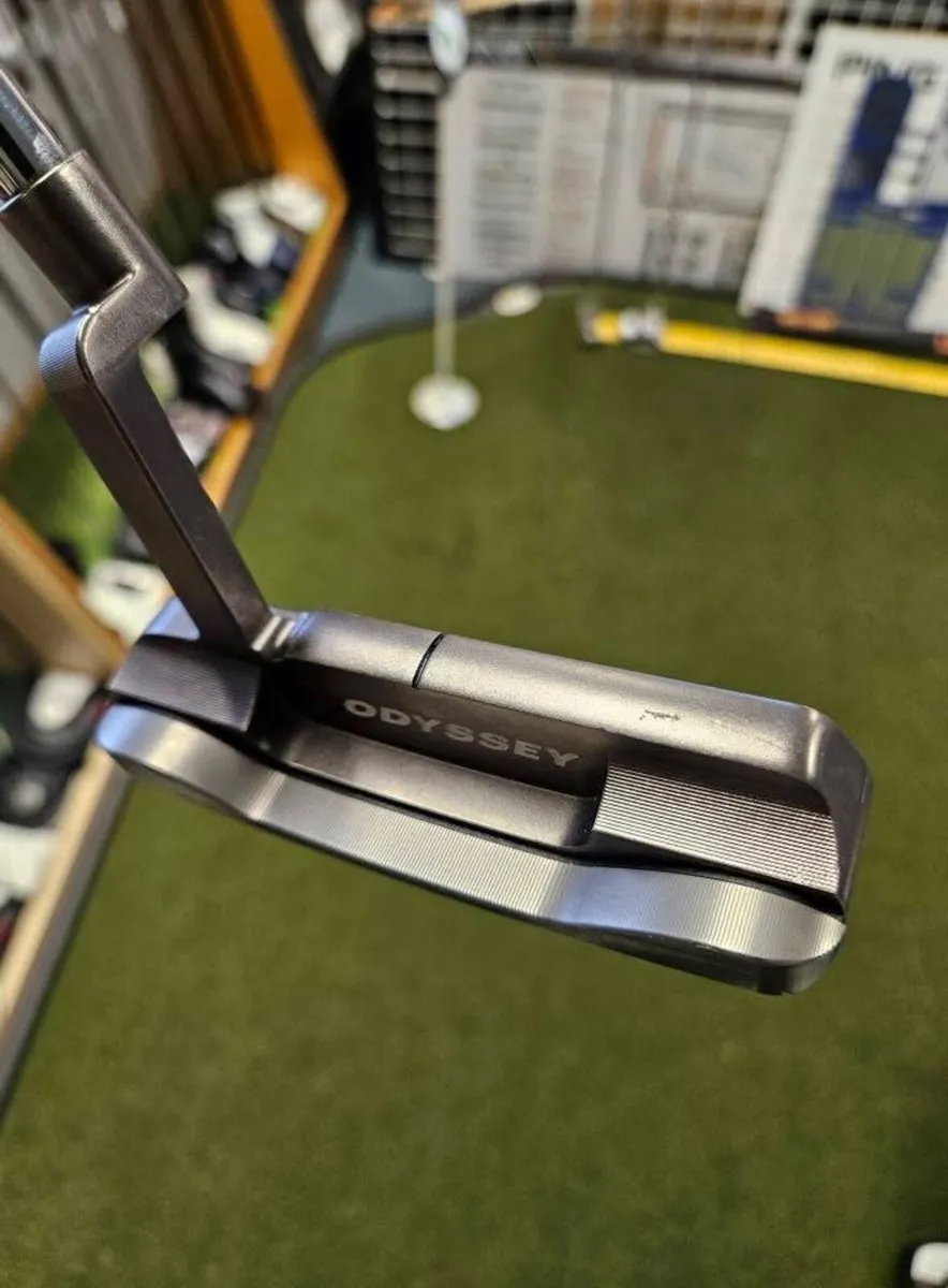 Odyssey Tri Hot 3 Milled Putter - Image 4