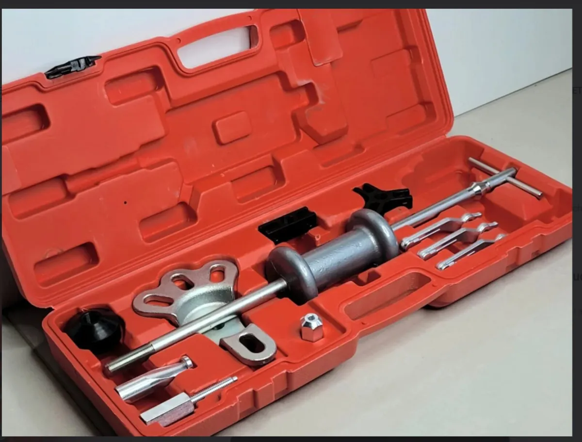 17 Piece Industrial Grade Slide Hammer Puller Set