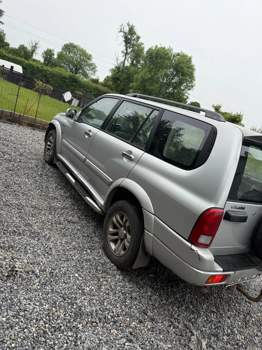 Suzuki grand Vitara 4x4 - Image 4