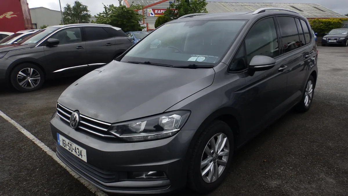 161 Volkswagen Touran 1.6 TDI 7 SEATER - Image 3