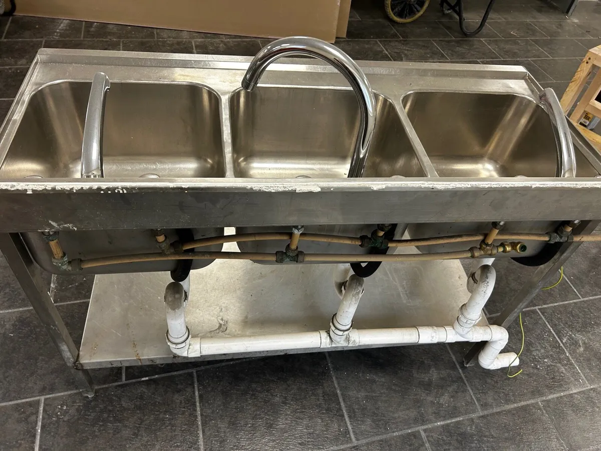 Stainless steel sink bank - Image 2