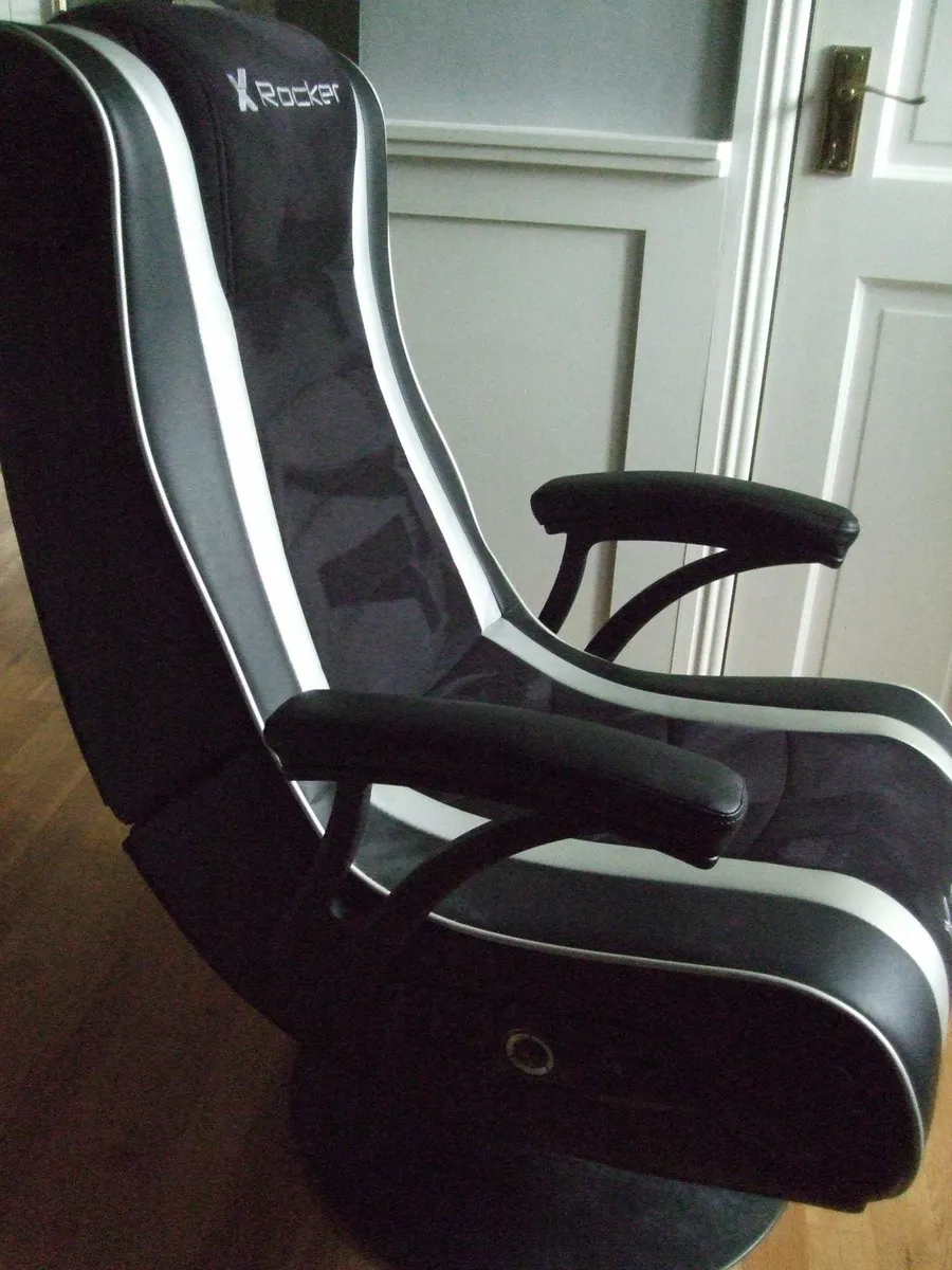 Gaming Chair - Image 2