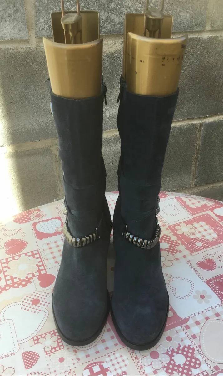 NEW MamZelle Suede Boots, Size 41 - Image 2