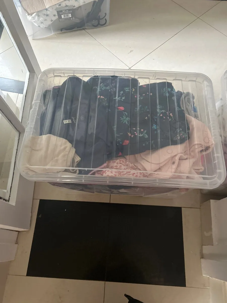 Bigger box of girls clothing 12-18 months - Image 2