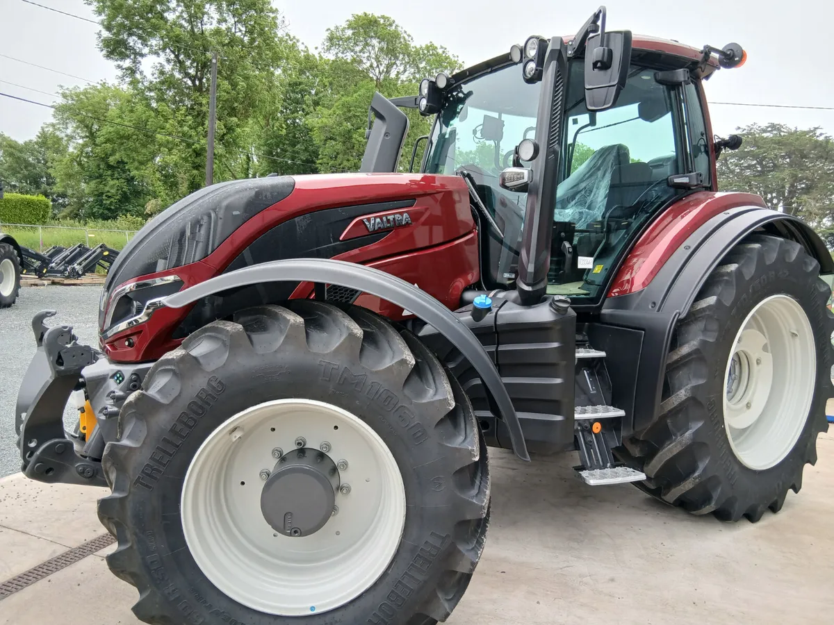 Valtra T235D - Image 4