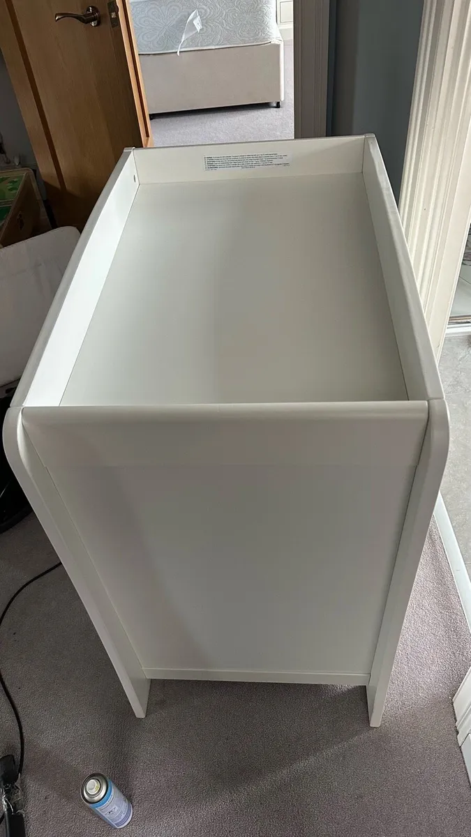 Dresser changer - Image 2