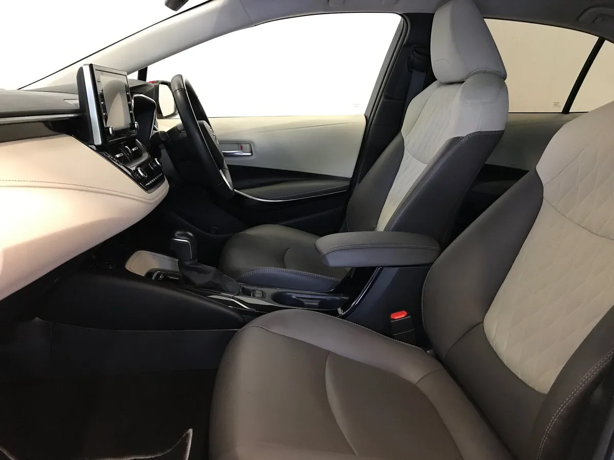 Toyota Corolla 2021 - Image 3