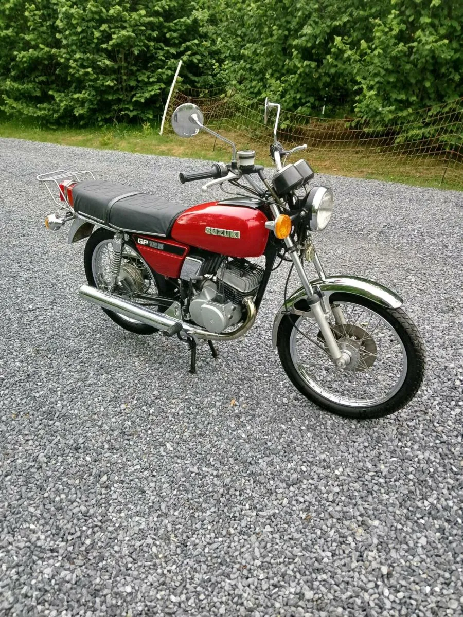 Suzuki GP 125 Excellent Original Example 1980 - Image 2