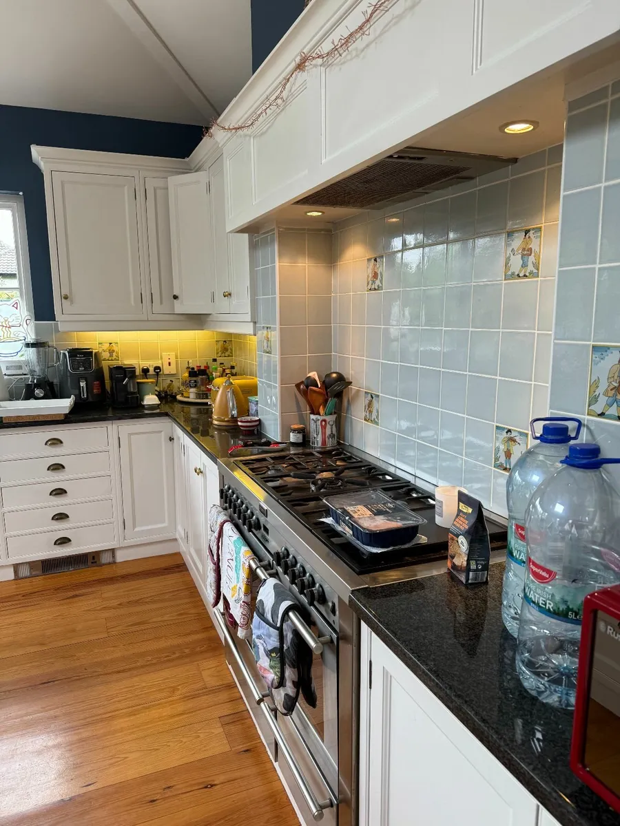 Kitchen - Image 2
