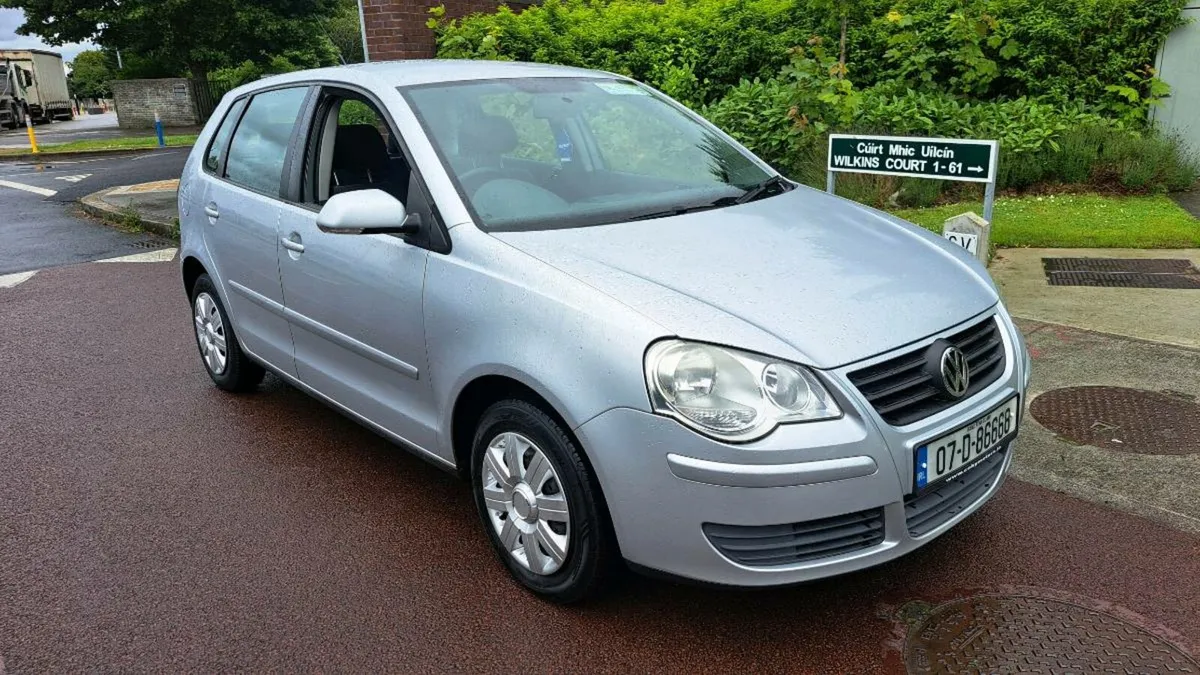 Polo 1..2 petrol new nct  long tax low kilometers - Image 1